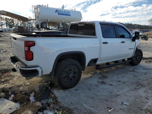 1GC4YNE74NF****** - 2022 CHEVROLET SILVERADO WHITE photo 3