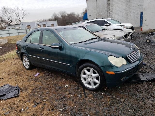 WDBRF61J54A551670 - 2004 MERCEDES-BENZ C 240 GREEN photo 4