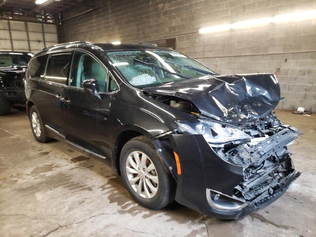 2C4RC1BG1KR555403 - 2019 CHRYSLER PACIFICA T BLACK photo 4