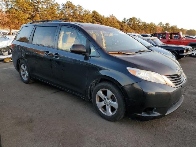 5TDKK3DC7FS533218 - 2015 TOYOTA SIENNA LE BLACK photo 4