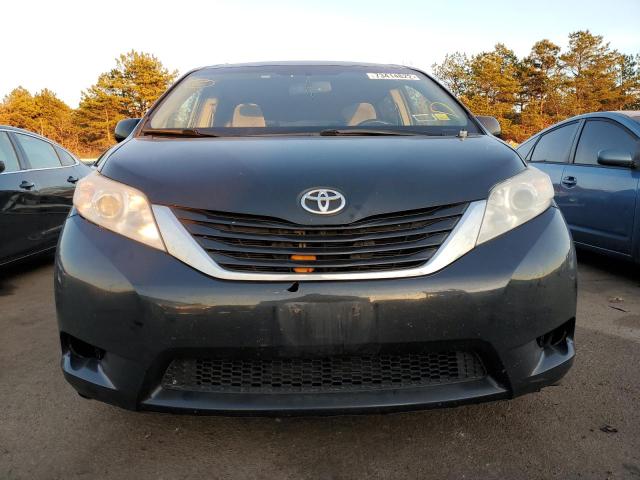 5TDKK3DC7FS533218 - 2015 TOYOTA SIENNA LE BLACK photo 5