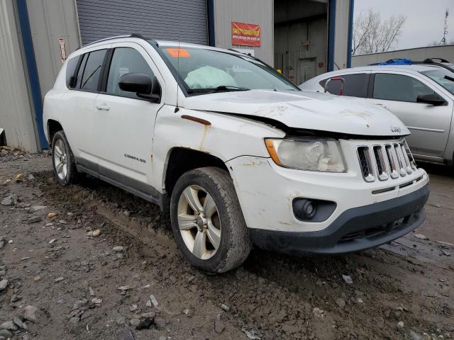 1J4NT1FAXBD178815 - 2011 JEEP COMPASS SP WHITE photo 4
