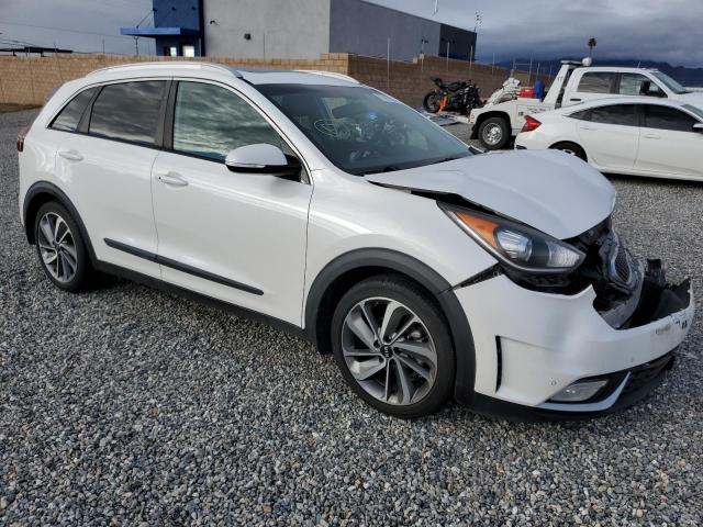 KNDCE3LC5H5058268 - 2017 KIA NIRO EX TO WHITE photo 4