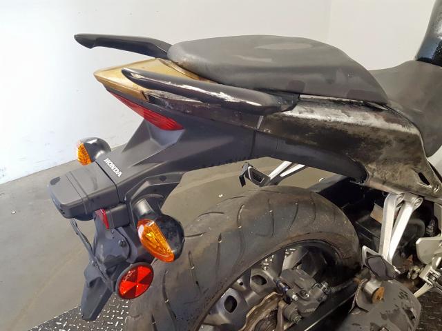 MLHPC4410D5000098 - 2013 HONDA CBR500 R  photo 13