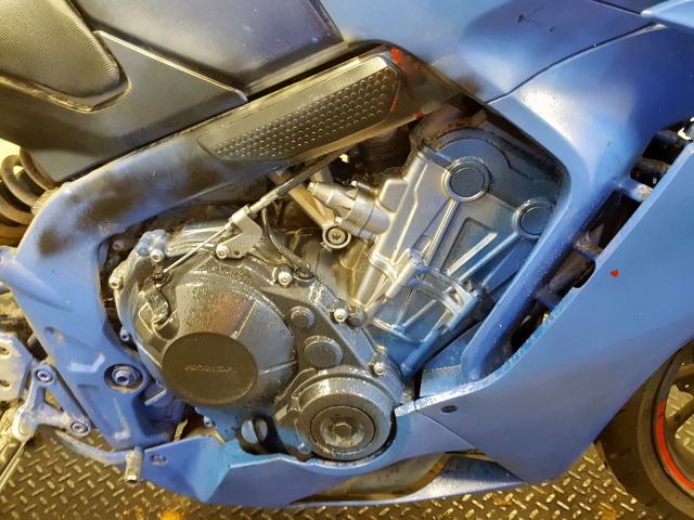 MLHRC7406G5200683 - 2016 HONDA CBR650 F  photo 9