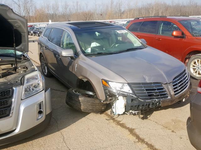 2LMHJ5AT7KBL04191 - 2019 LINCOLN MKT  photo 1