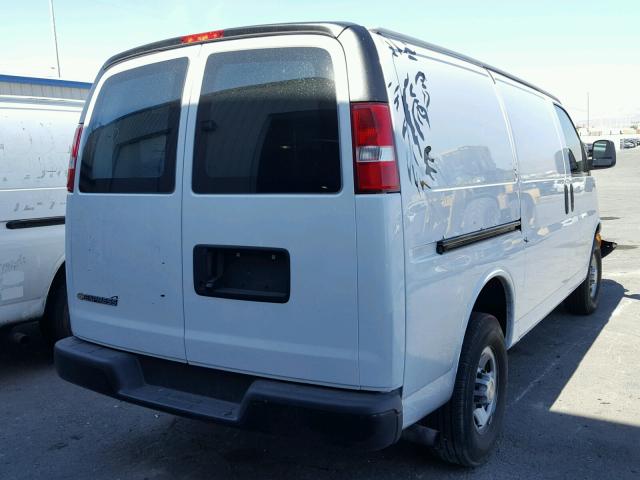 1GCWGAFF3H1148608 - 2017 CHEVROLET EXPRESS G2500  photo 4