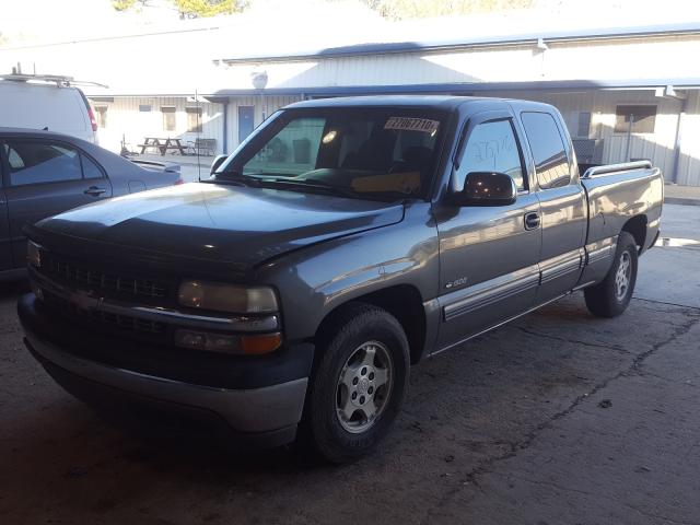 2GCEC19V221106068 - 2002 CHEVROLET SILVERADO C1500  photo 2