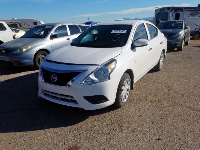 3N1CN7AP1HL863717 - 2017 NISSAN VERSA S  photo 2