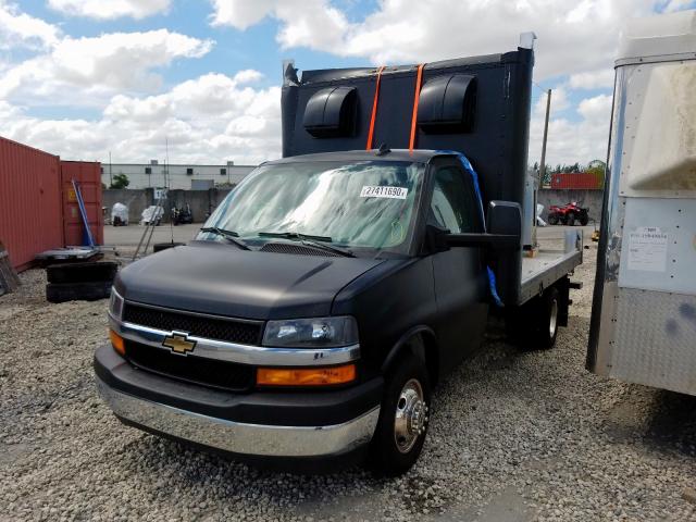 1GB3GRCGXK1234816 - 2019 CHEVROLET EXPRESS G3500  photo 2