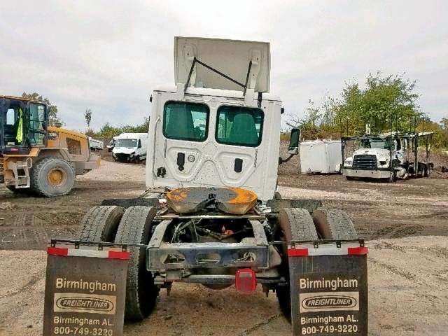 3AKBGBDV9HSJE5000 - 2017 FREIGHTLINER CASCADIA 113  photo 6