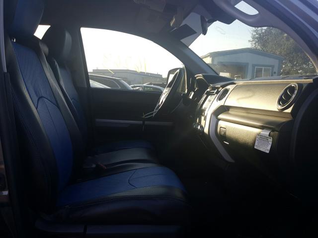 5TFRM5F17JX124204 - 2018 TOYOTA TUNDRA DOUBLE CAB SR/SR5  photo 5