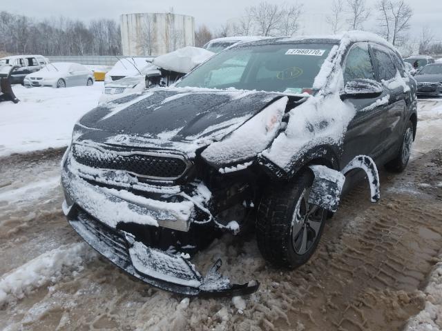 KNDCB3LC0H5074130 - 2017 KIA NIRO FE  photo 2