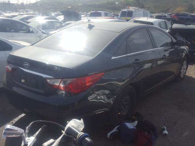 5NPEB4AC8CH394077 - 2012 HYUNDAI SONATA GLS  photo 4