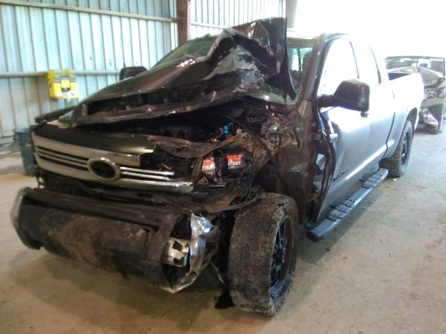 5TFUW5F10HX590636 - 2017 TOYOTA TUNDRA DOUBLE CAB SR/SR5  photo 2