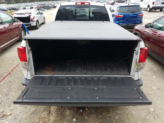 5TFRM5F15CX038389 - 2012 TOYOTA TUNDRA DOUBLE CAB SR5  photo 9