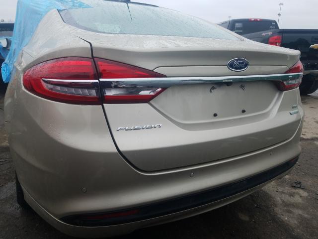 3FA6P0HD7JR256396 - 2018 FORD FUSION SE  photo 10