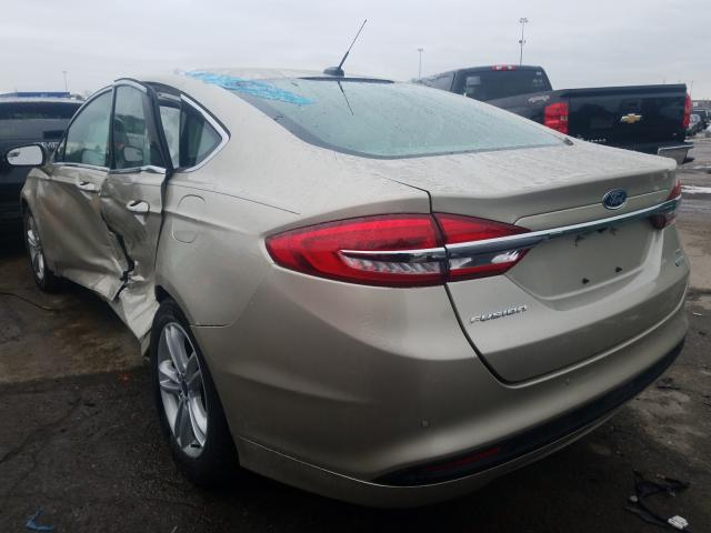 3FA6P0HD7JR256396 - 2018 FORD FUSION SE  photo 3