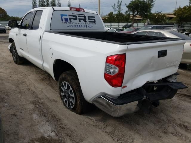 5TFRW5F10GX201711 - 2016 TOYOTA TUNDRA DOUBLE CAB SR/SR5  photo 3