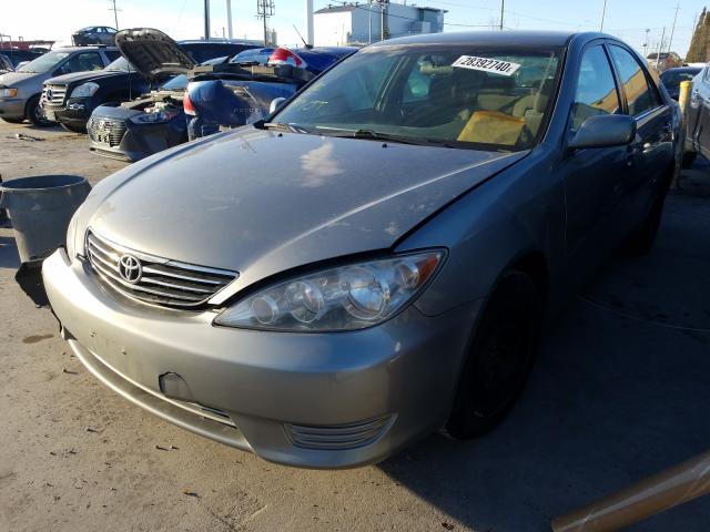 4T1BE32K15U623519 - 2005 TOYOTA CAMRY LE  photo 2
