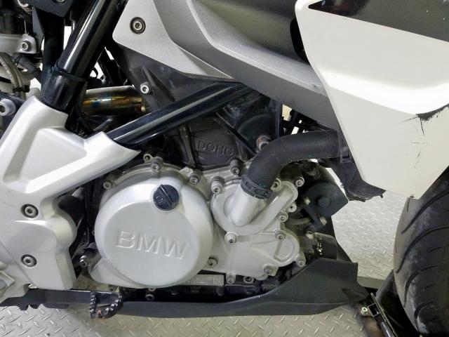 WB30G1103JR856409 - 2018 BMW G310 R  photo 9