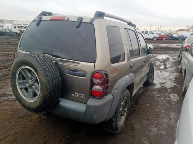 1J4GL38K95W709828 - 2005 JEEP LIBERTY RENEGADE  photo 4