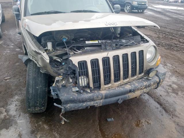 1J4GL38K95W709828 - 2005 JEEP LIBERTY RENEGADE  photo 9