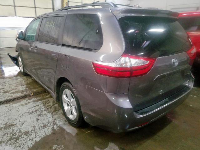 5TDKZ3DC1JS906936 - 2018 TOYOTA SIENNA LE  photo 3