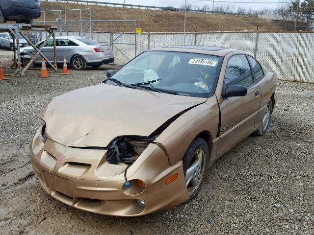 1G2JD12T4Y7100423 - 2000 PONTIAC SUNFIRE GT  photo 2