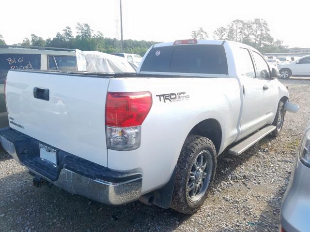 5TFRM5F14AX007390 - 2010 TOYOTA TUNDRA DOUBLE CAB SR5  photo 4