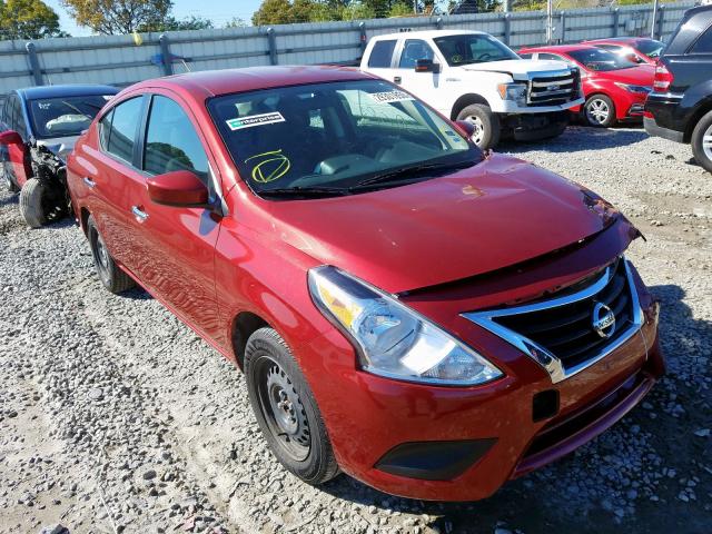 3N1CN7AP7KL835282 - 2019 NISSAN VERSA S  photo 1