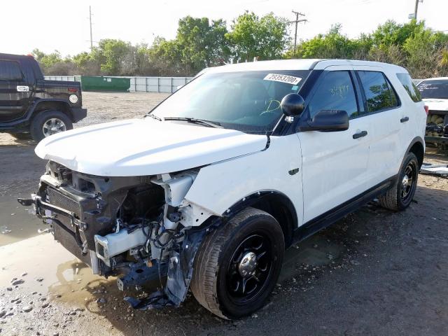 1FM5K8AR7HGD06056 - 2017 FORD EXPLORER POLICE INTERCEPTOR  photo 2