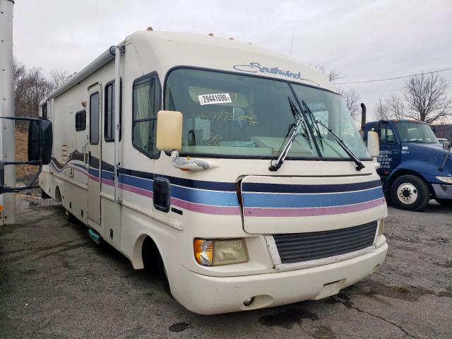 undefined - 2000 CHEVROLET P30  photo 1