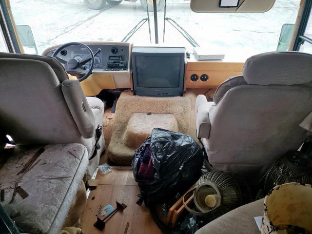 undefined - 2000 CHEVROLET P30  photo 5