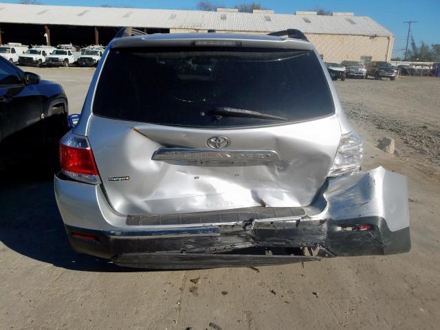 5TDZK3EH3BS044205 - 2011 TOYOTA HIGHLANDER BASE  фото 9