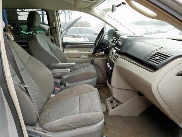 2V8HW44189R550484 - 2009 VOLKSWAGEN ROUTAN S  photo 5