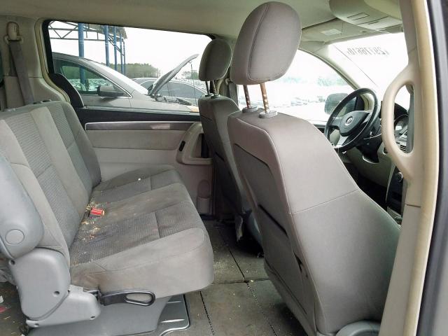 2V8HW44189R550484 - 2009 VOLKSWAGEN ROUTAN S  photo 6