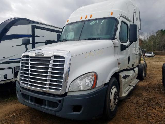 1FUJGLBG3BSAW3933 - 2011 FREIGHTLINER CASCADIA 125  photo 2