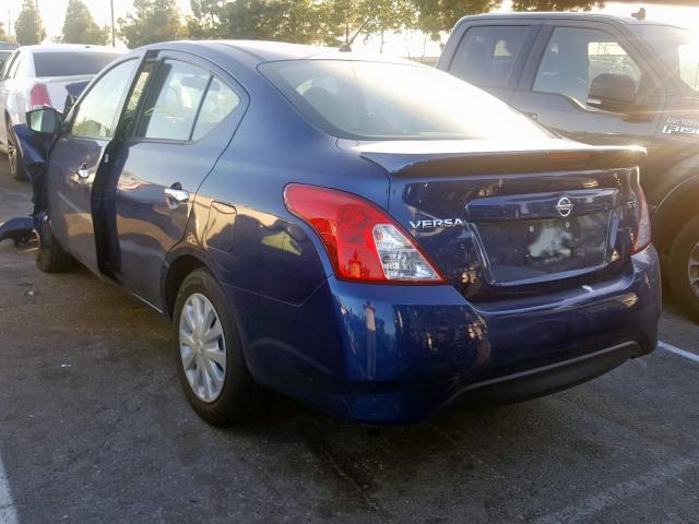 3N1CN7AP5JL829253 - 2018 NISSAN VERSA S BLUE photo 3