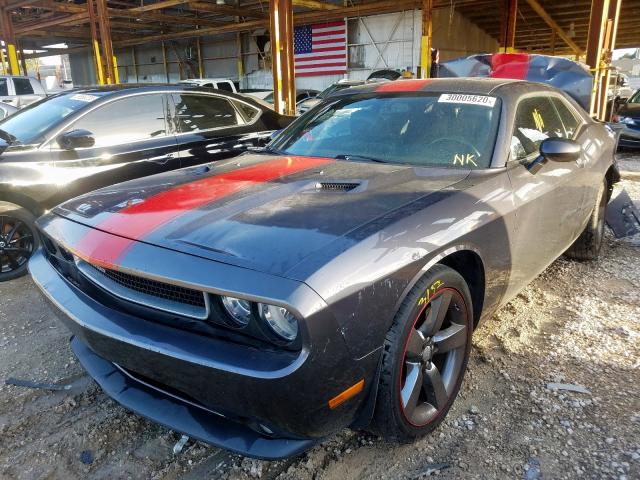 2C3CDYAG8DH729350 - 2013 DODGE CHALLENGER SXT  photo 2