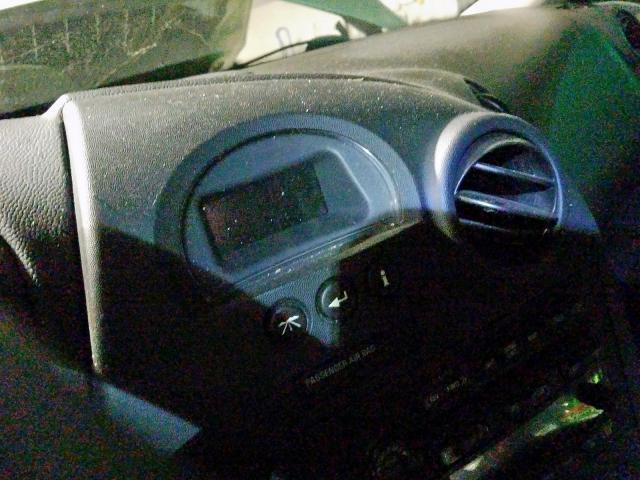 2G2WP552881165876 - 2008 PONTIAC GRAND PRIX  photo 8