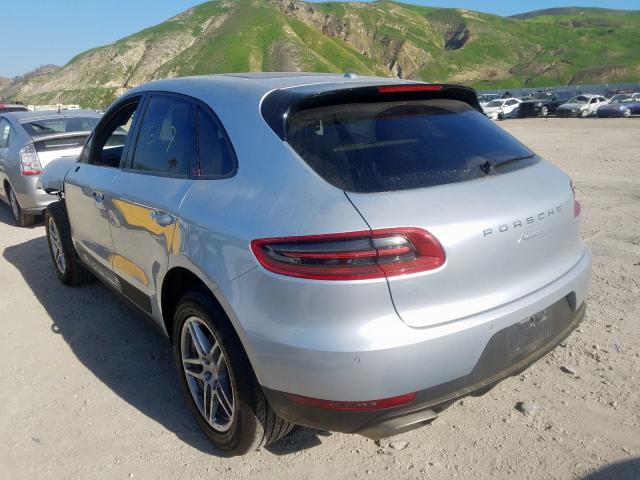 WP1AA2A51HLB04738 - 2017 PORSCHE MACAN  photo 3