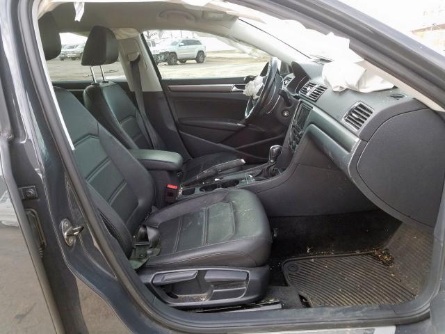 1VWDT7A37HC075036 - 2017 VOLKSWAGEN PASSAT R-LINE  foto 5