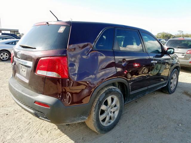 5XYKT3A17CG188362 - 2012 KIA SORENTO BASE  photo 4