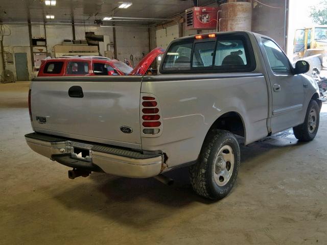 1FTZF1729YNA02475 - 2000 FORD F150  photo 4