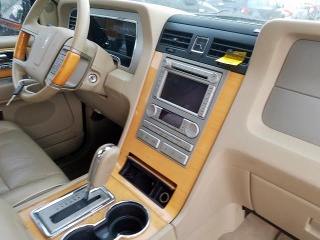 5LMFU27528LJ04889 - 2008 LINCOLN NAVIGATOR  photo 9