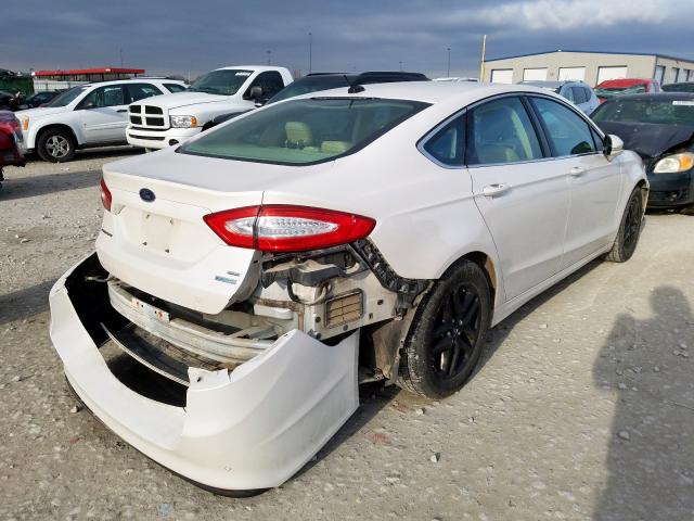 1FA6P0HD2E5383243 - 2014 FORD FUSION SE  photo 4