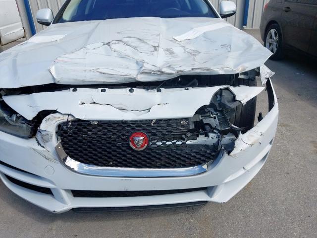 SAJAJ4FX2JCP19961 - 2018 JAGUAR XE PREMIUM  photo 9