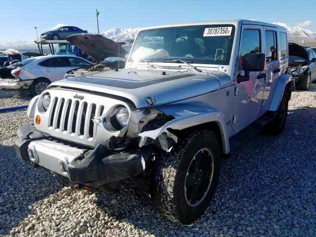 1C4BJWEG6CL258640 - 2012 JEEP WRANGLER UNLIMITED SAHARA  photo 2