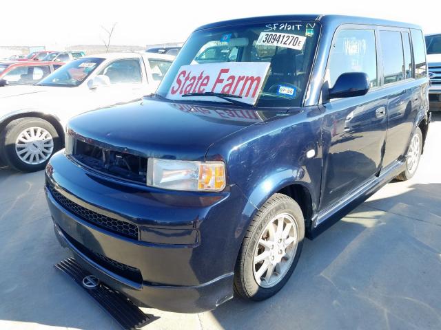 JTLKT324754021367 - 2005 TOYOTA SCION XB  photo 2